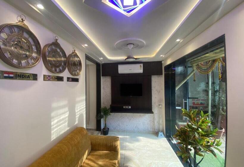 Szálloda Classio Inn   Near Kokilaben Hospital, Andheri West Mumbai