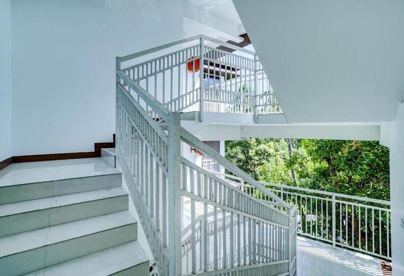 בית מלון כפרי Collection O Ayesha Homes