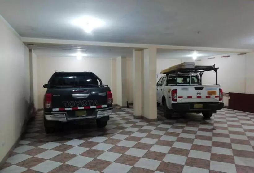 ホテル Hostal Casa Blanca Huancayo
