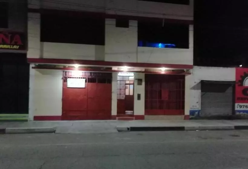 ホテル Hostal Casa Blanca Huancayo