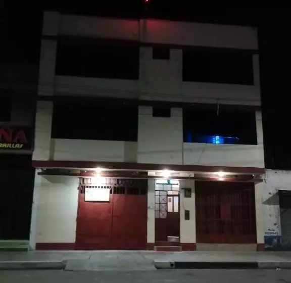 ホテル Hostal Casa Blanca Huancayo