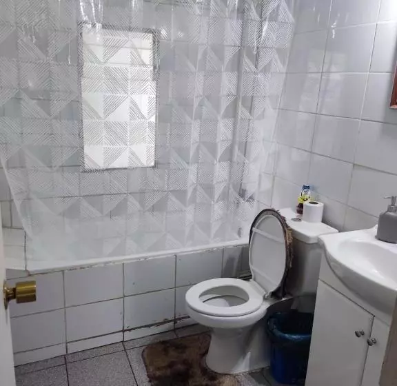 ホテル Hostal Nfrocket