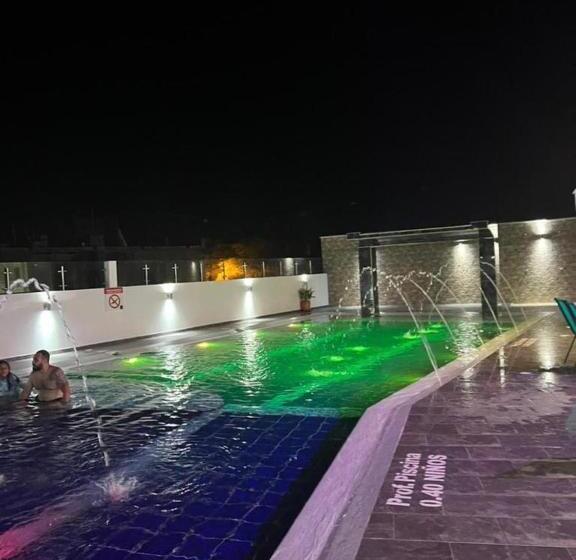 בית מלון כפרי Mass Luxury