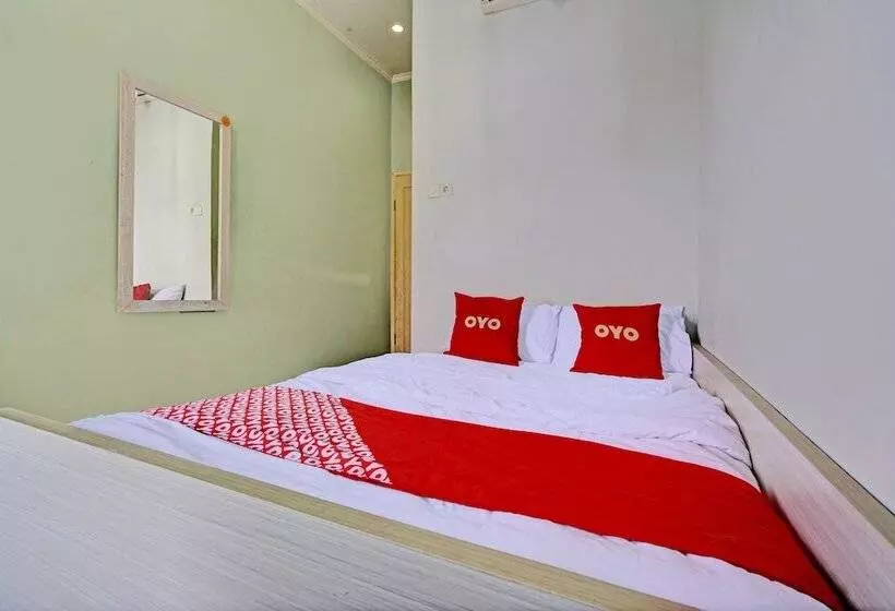 Hotelli Oyo 93328 Graha Citra Syariah