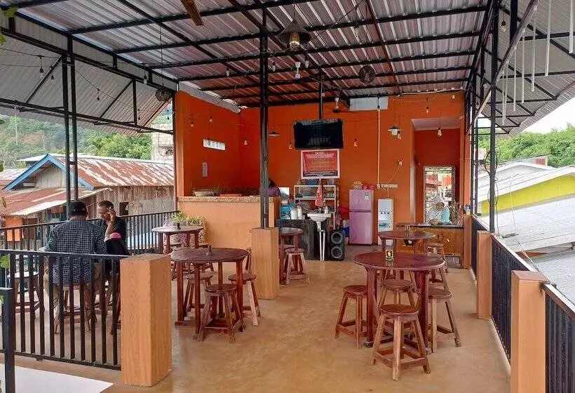 Hotelli Oyo 93333 Rama Home Stay