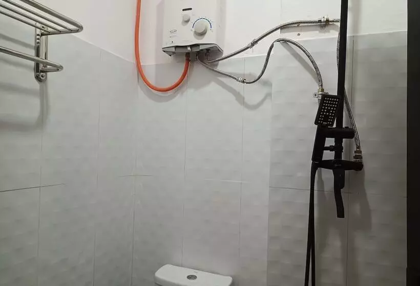 Hotelli Oyo 93333 Rama Home Stay