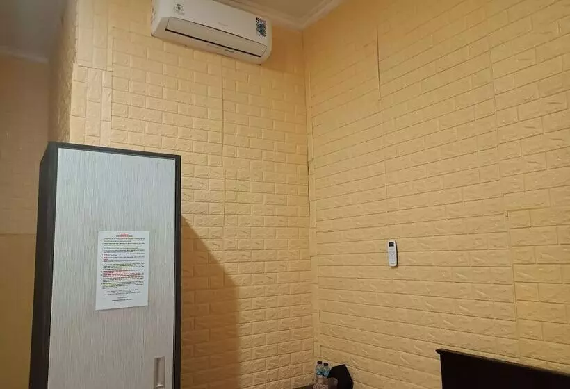 Hotelli Oyo 93333 Rama Home Stay