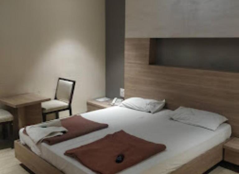 Отель Sagar Executive Beed