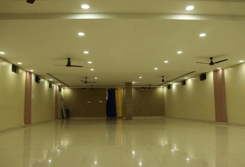 酒店 Shikhar Palace, Katra Mandla