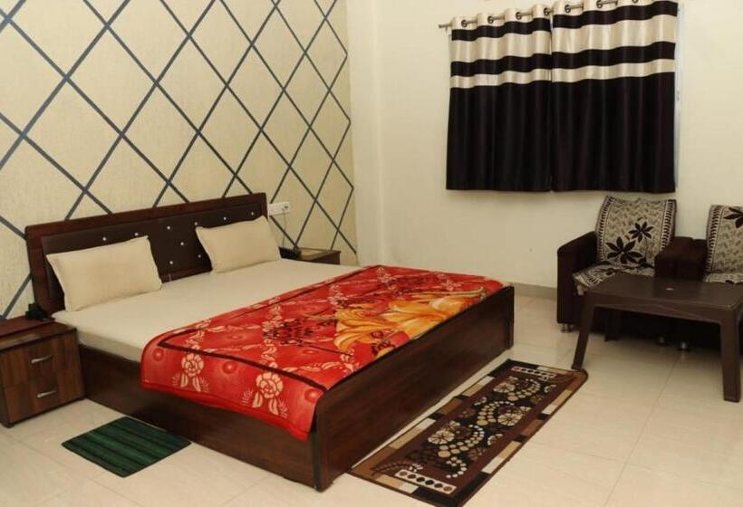 酒店 Shikhar Palace, Katra Mandla