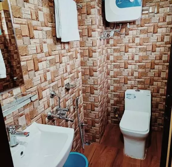 Hotelli Shungatser Inn