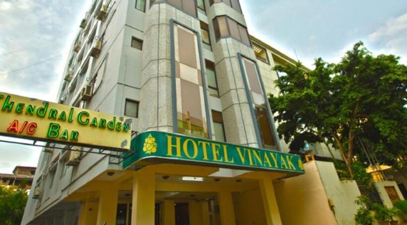 ホテル Vinayak And Thendral Bar, Coimbatore