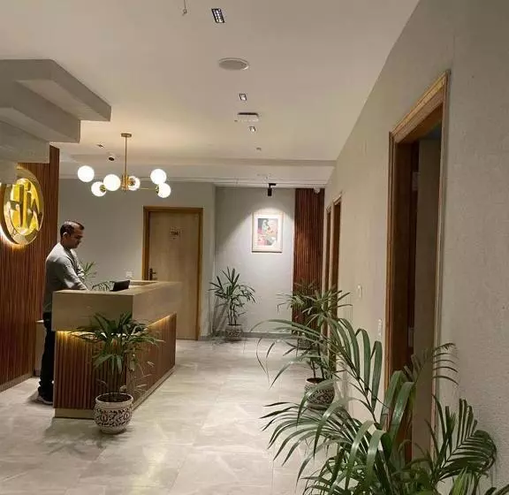 Hotelli West Inn Premium