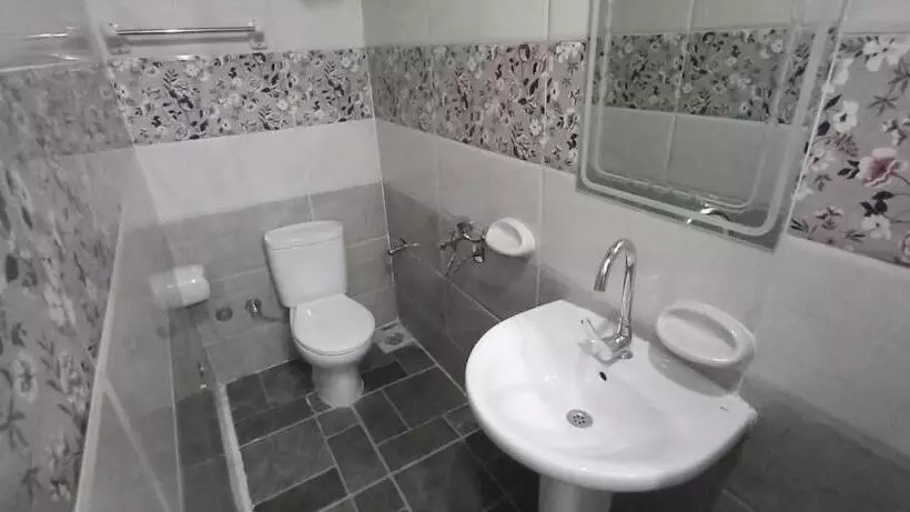 Kashta Guest House & Hostel