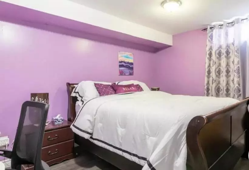 ペンション Bella S Palace 2 Bedrooms Lower Level Unit In Town Home With Separate Entrance