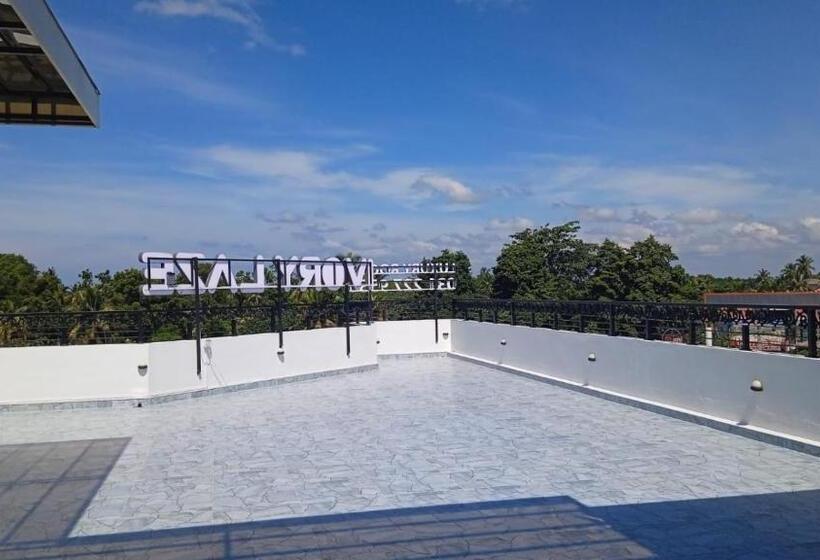 بنسيون Ivory Laze