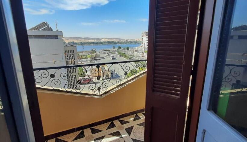 پانسیون Karam Nile View