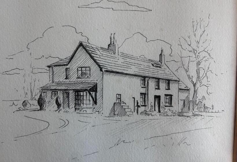 פנסיון Lucy Cross Guest House