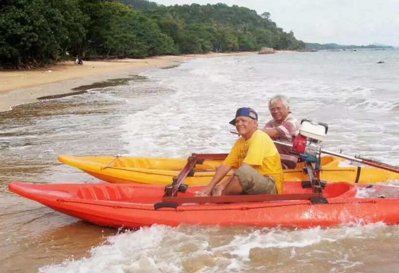 Majatalo Room In Bungalow   Family Cottage Of Koh Pu