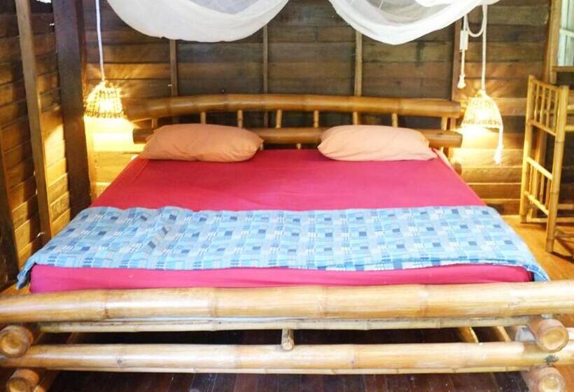 ペンション Room In Bungalow   Family Cottage Of Koh Pu