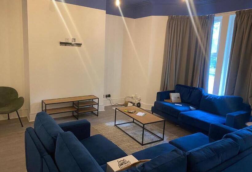 ペンション Unique