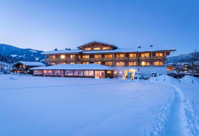 فندق Almdorf Almlust