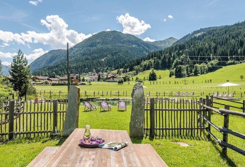 فندق Almdorf Almlust