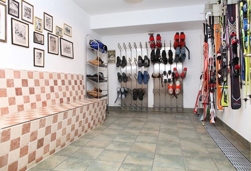 호텔 Alpina Lech   Natural Living