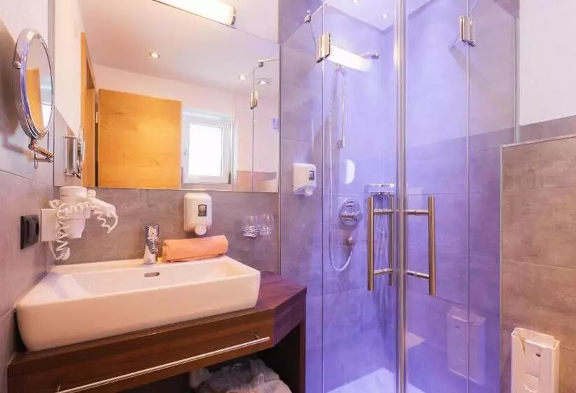 هتل Appartement Platzergasse
