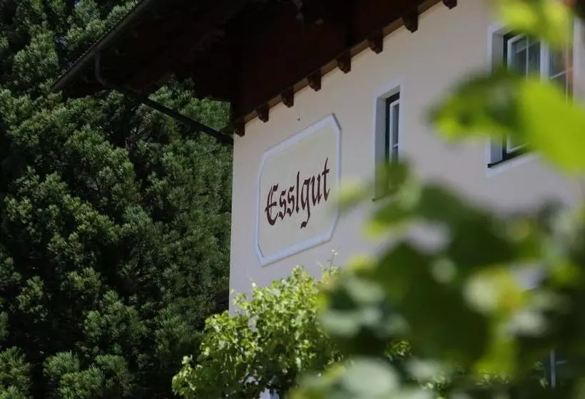 ホテル Bauernhof Esslgut