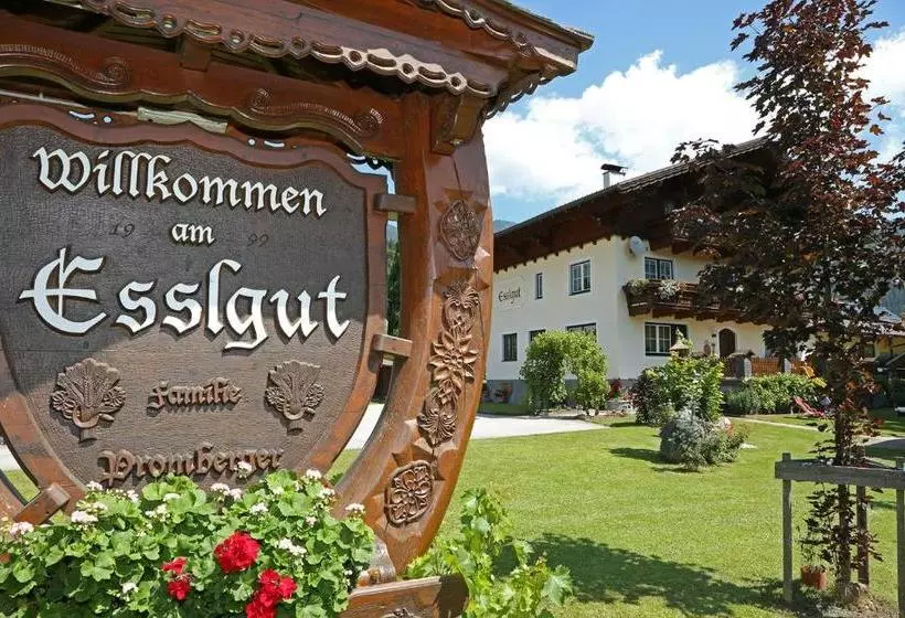 ホテル Bauernhof Esslgut
