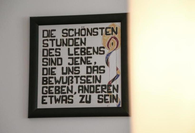 Отель Bauernhof Esslgut