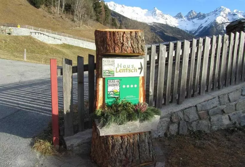 ホテル Bauernhof Lentsch
