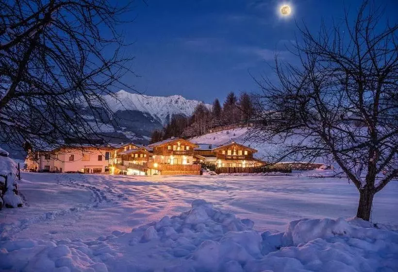 Hotelli Chalet's Ladizium