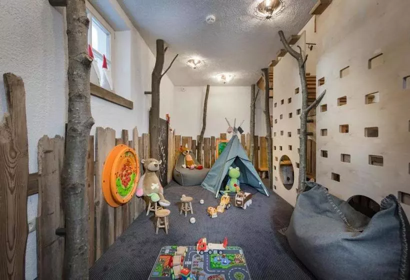 Hotelli Chalet's Ladizium