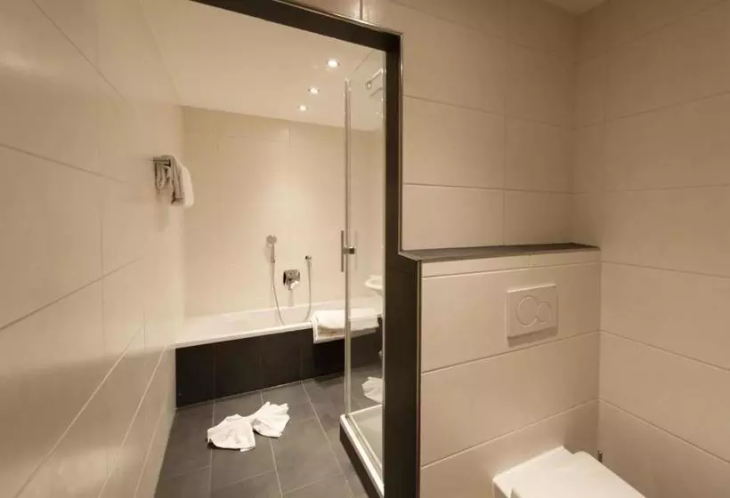 Hotelli Ferienhaus Larinmos
