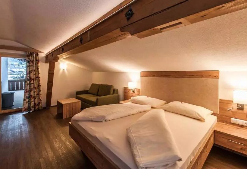 Hotelli Ferienhaus Larinmos