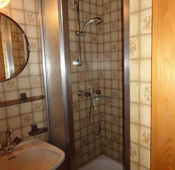 ホテル Ferienwohnung Birkleiten
