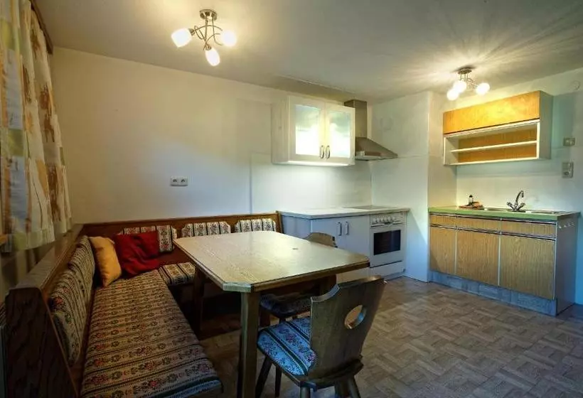 ホテル Ferienwohnung Birkleiten