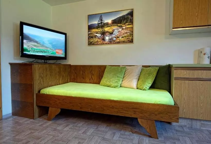 ホテル Ferienwohnung Birkleiten