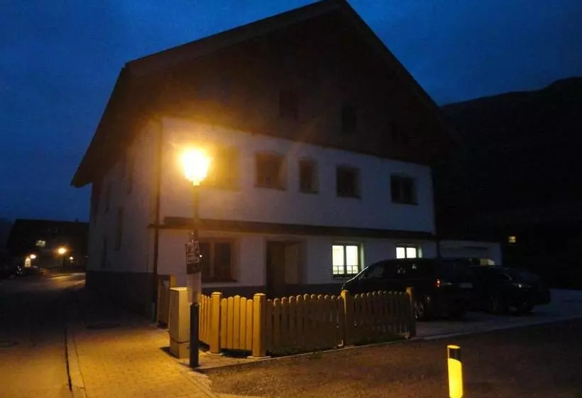 هتل Ferienwohnungen Pahle