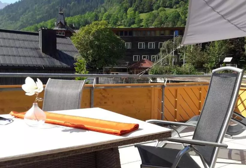 Hotelli Haus Lenzikopf Appartements