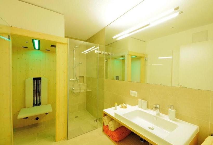 호텔 Haus Lenzikopf Appartements