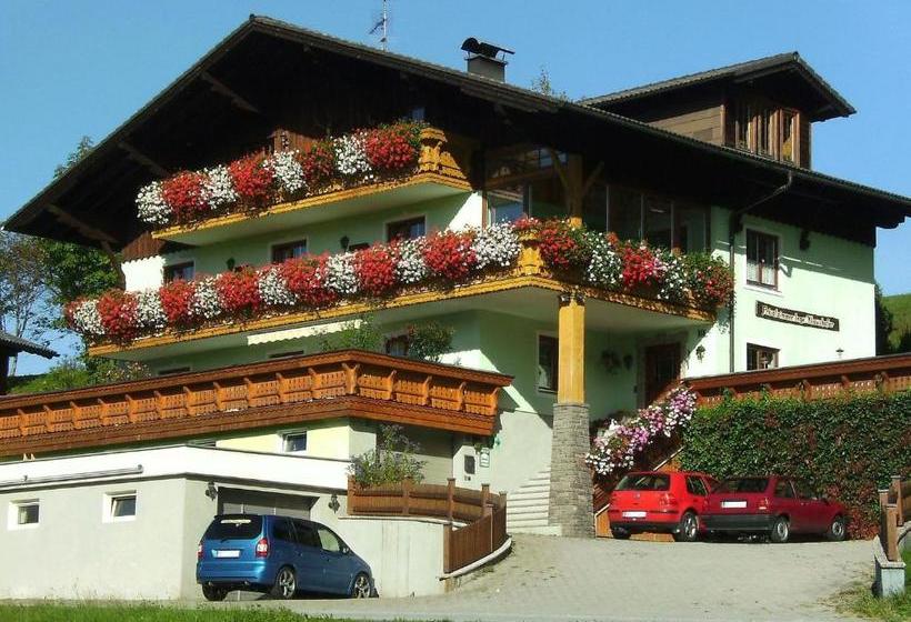 ホテル Privatzimmer Inge Klaushofer