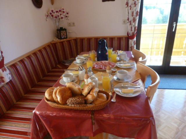 ホテル Privatzimmer Inge Klaushofer