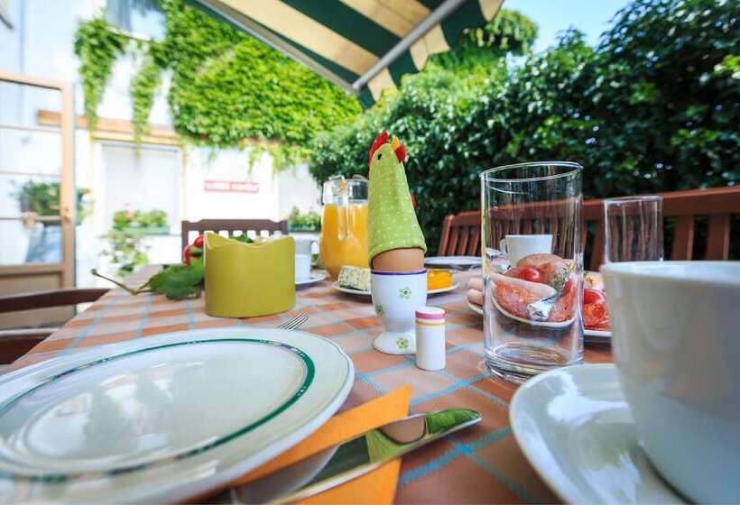 Отель Wein & Landhaus Willi Opitz