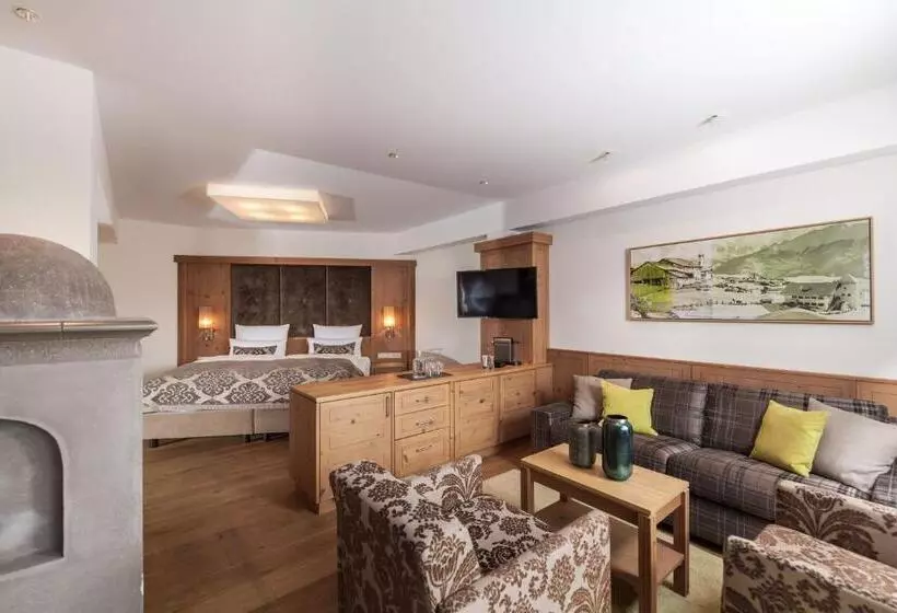 Schlosshotel Fiss
