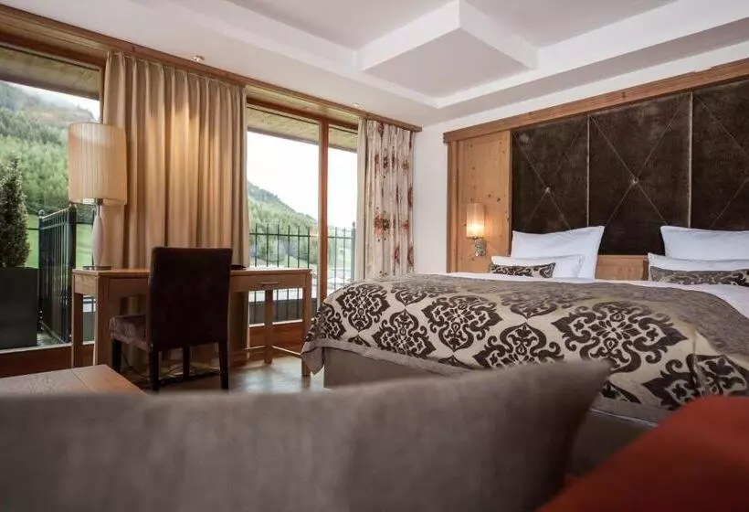 Schlosshotel Fiss