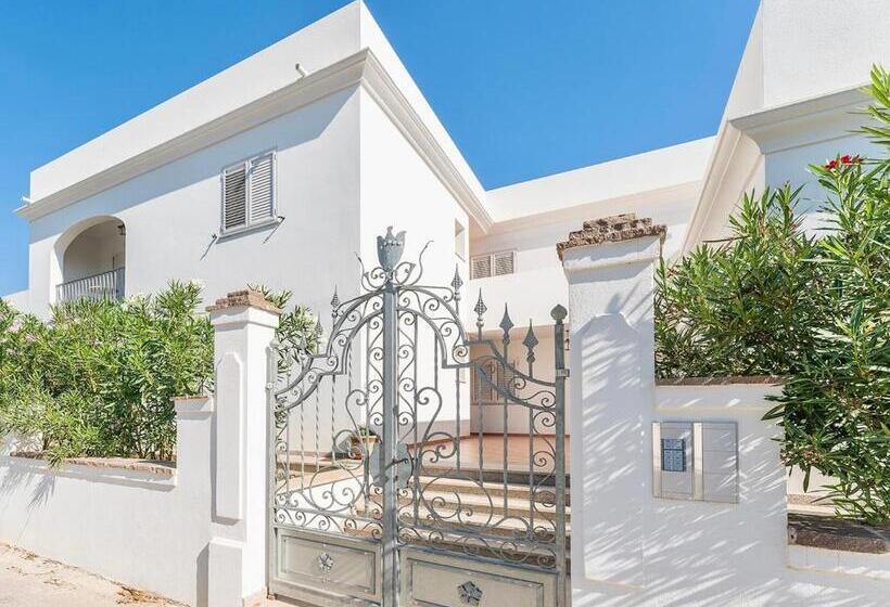 Apartments With Air Conditioning In Orosei