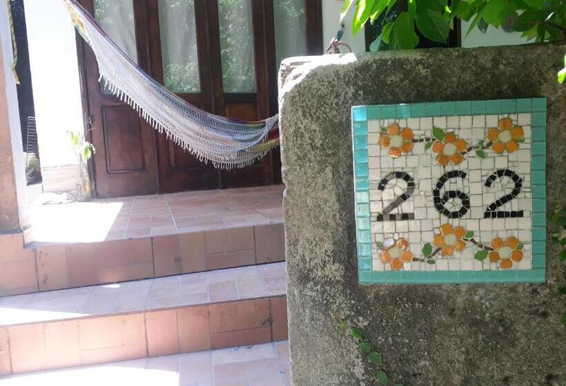 مبيت وإفطار Casa 262